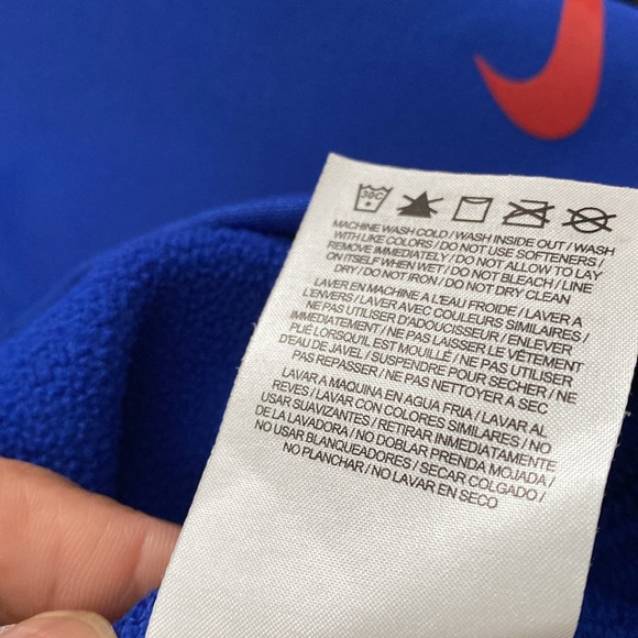 Nike sweatshirt - Picture 7 of 7